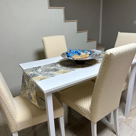 Bed and Breakfast A.D.M Napoli Esterno foto